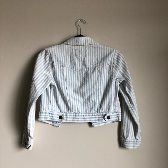 Cropped Jacket - Picture 4 of 8